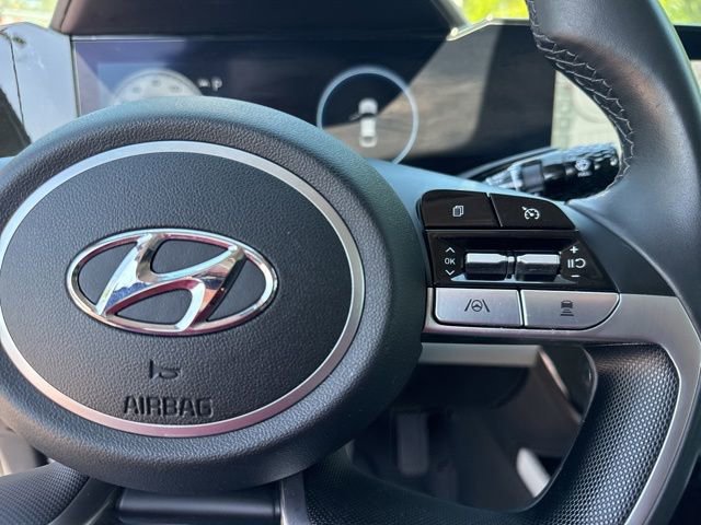 Certified 2023 Hyundai Elantra Limited w/ Cargo Package FWD image 40