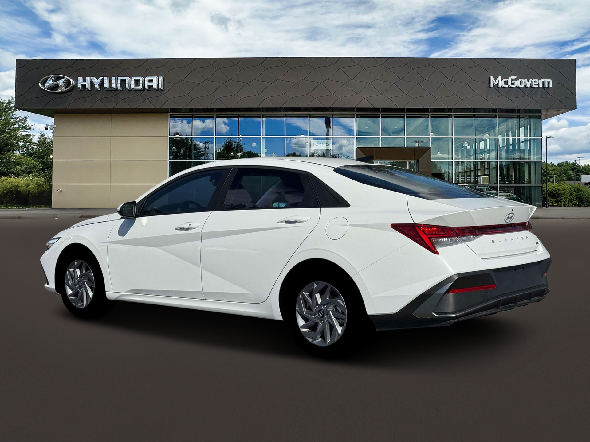 New 2026 Hyundai Elantra Hybrid FWD image 4