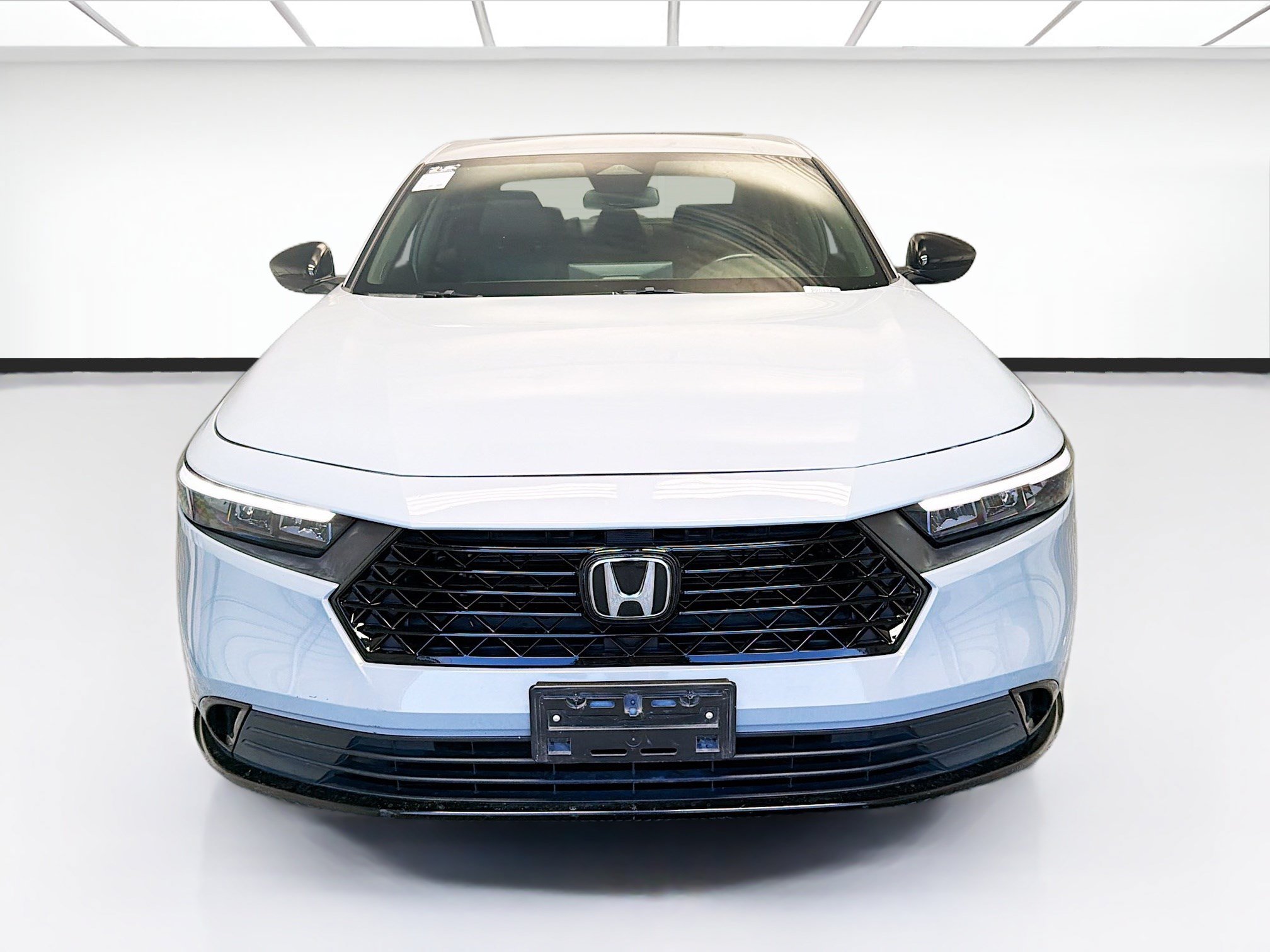Used 2024 Honda Accord Sport image 2