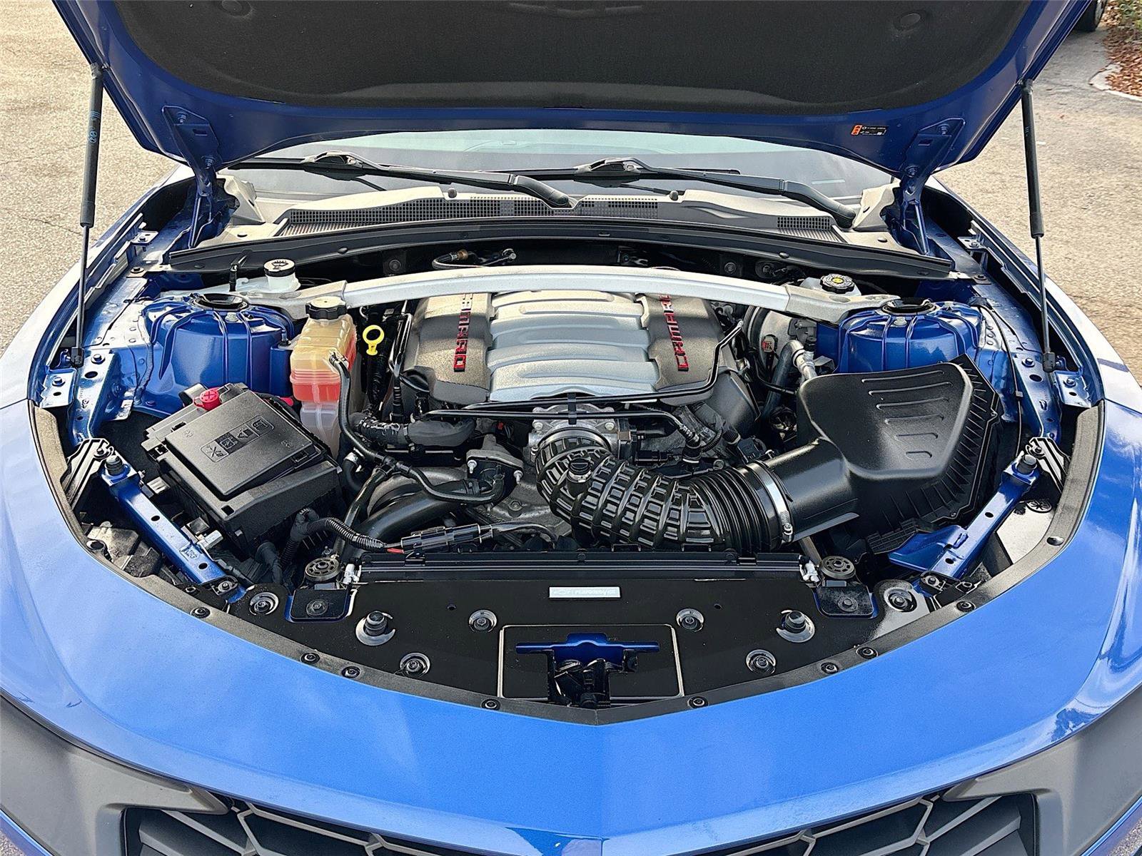 Used 2022 Chevrolet Camaro LT w/ Technology Package image 29