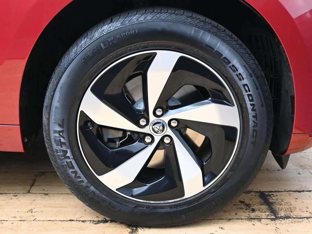 Used 2025 Jaguar F-PACE R-Dynamic S image 15