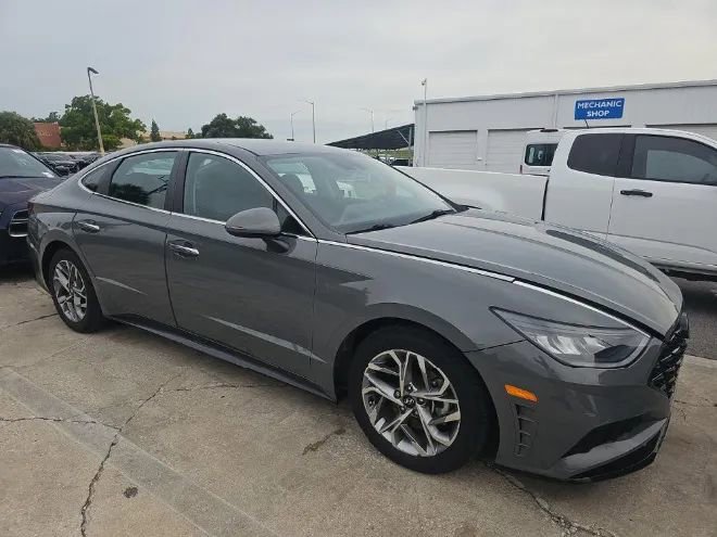 Used 2020 Hyundai Sonata SEL w/ Convenience Package FWD image 5