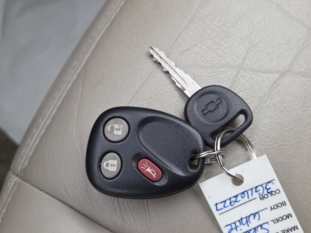 Used 2003 Chevrolet Suburban 2500 LT w/ LT Preferred Equipment Group AWD/4WD image 21
