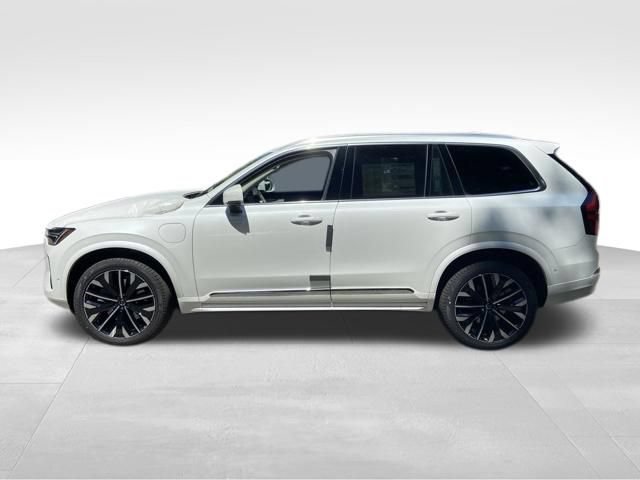 New 2026 Volvo XC90 T8 Ultra w/ Protection Package Premier AWD/4WD image 4