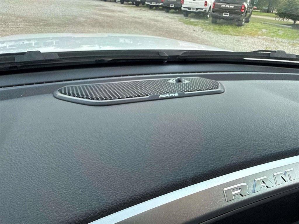 New 2026 RAM 1500 4x4 Crew Cab image 29