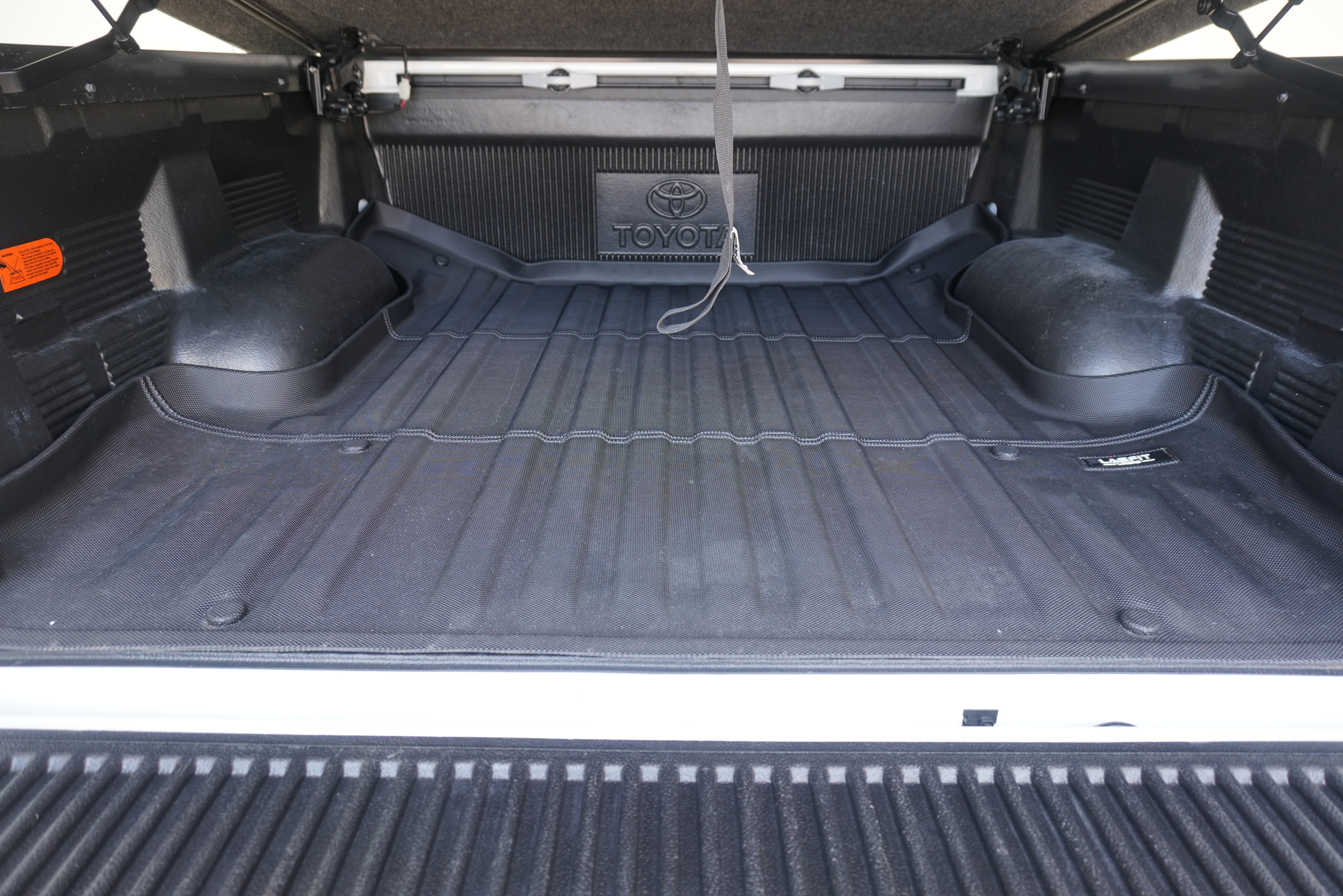 Used 2016 Toyota Tundra 1794 Edition AWD/4WD image 27