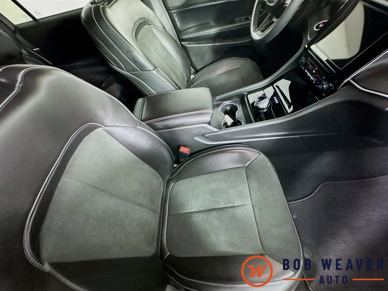 Used 2025 Jeep Grand Cherokee L Altitude image 30