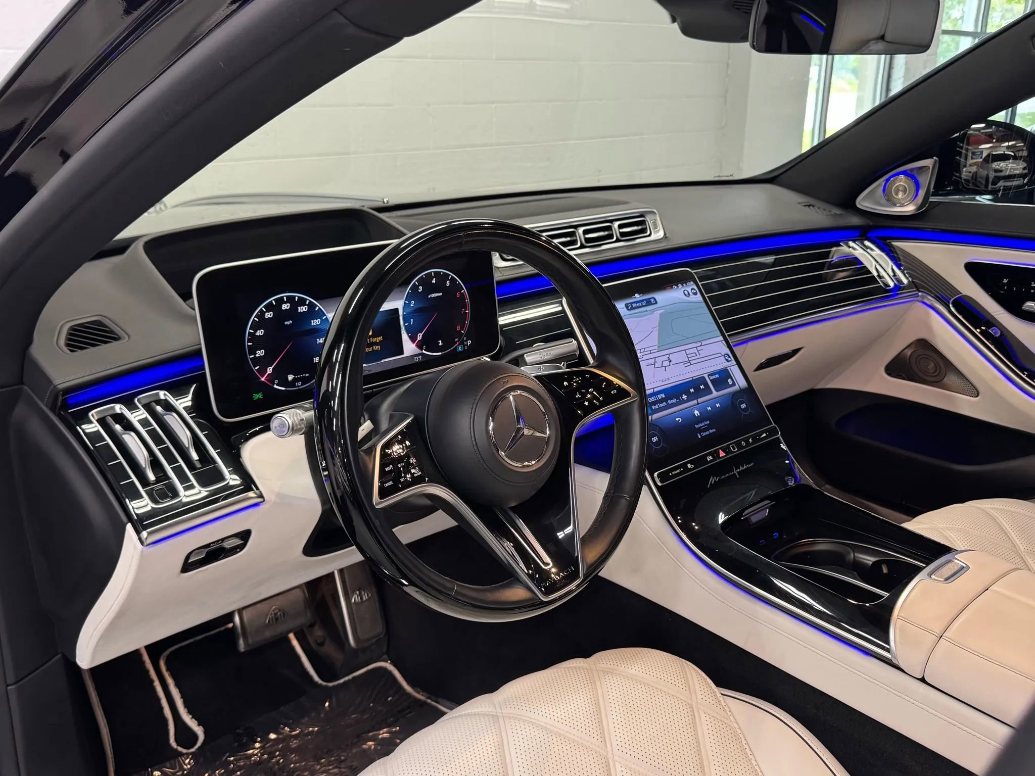 Used 2023 Mercedes-Benz Maybach S 680 S 680 4MATIC Sedan 4D w/ Manufaktur Leather Package image 23