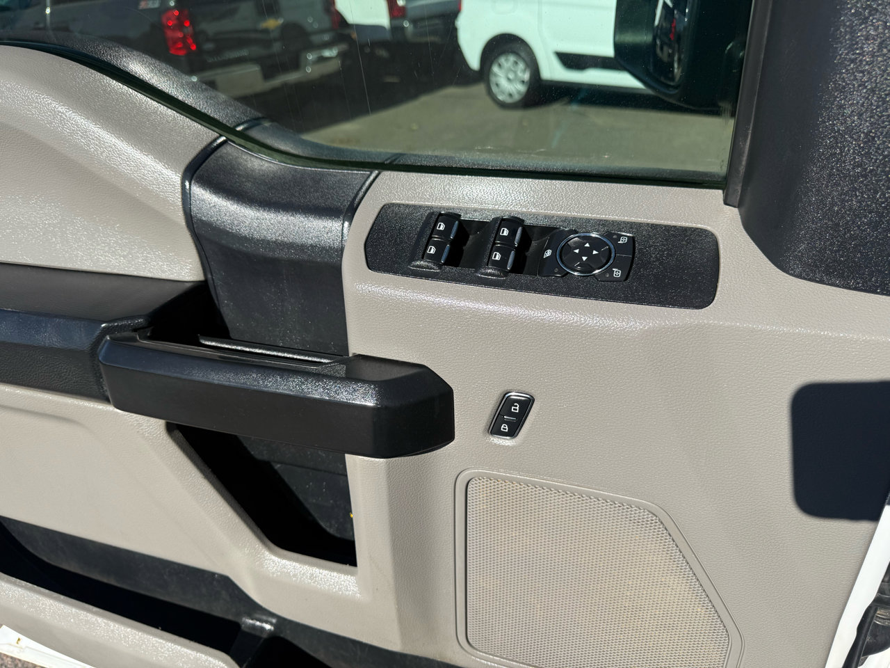 Used 2021 Ford F250 XL w/ Power Equipment Group image 14