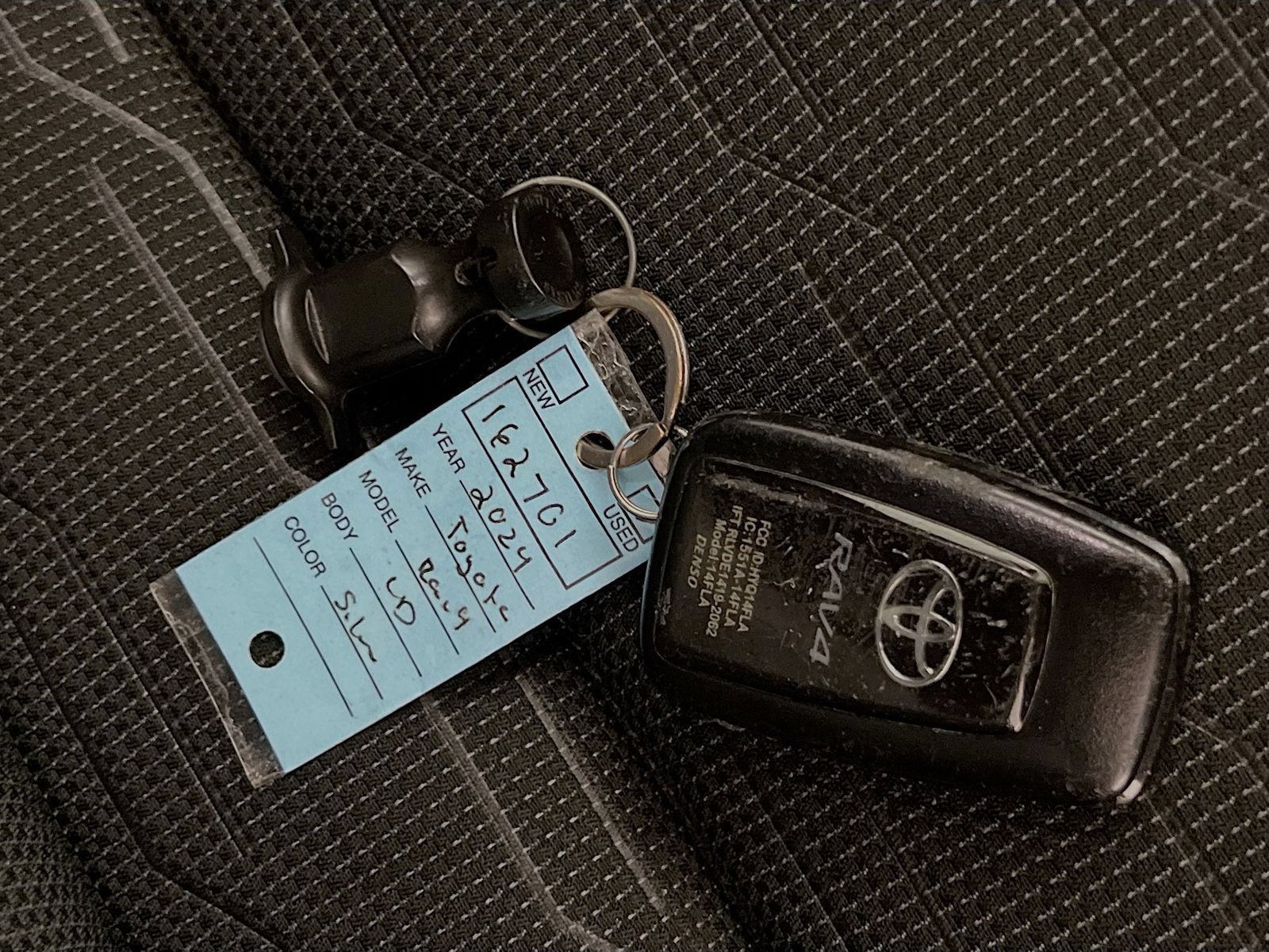 Used 2024 Toyota RAV4 SE AWD/4WD image 33