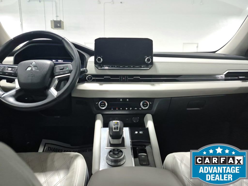 Used 2024 Mitsubishi Outlander SEL AWD/4WD image 29