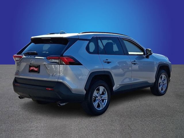 Used 2025 Toyota RAV4 XLE image 4