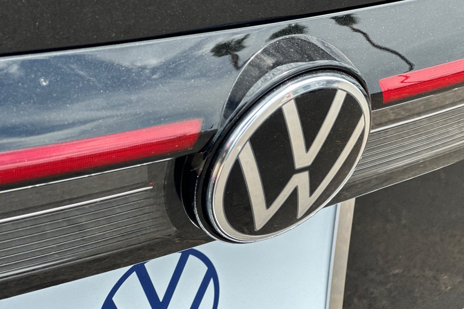 New 2026 Volkswagen Taos S FWD image 7
