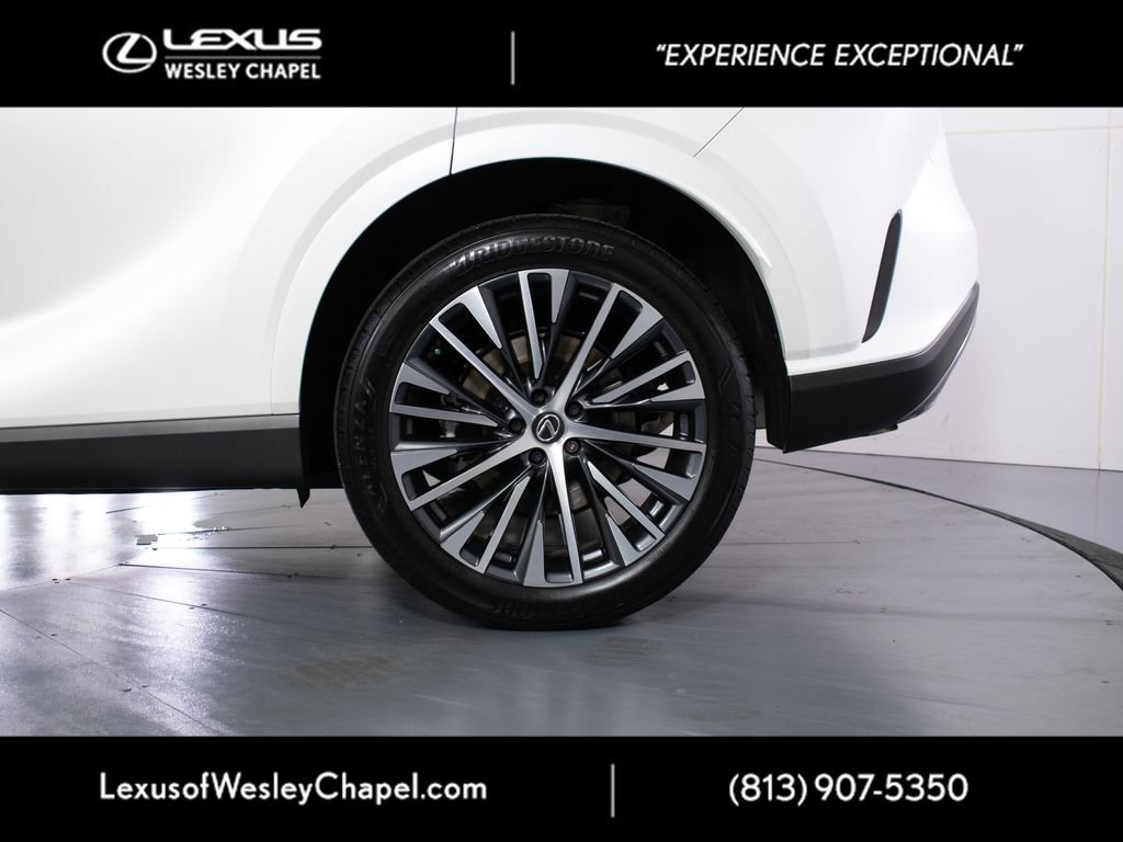 Used 2025 Lexus RX 350 Premium Plus w/ Accessory Package (Z1) FWD image 11
