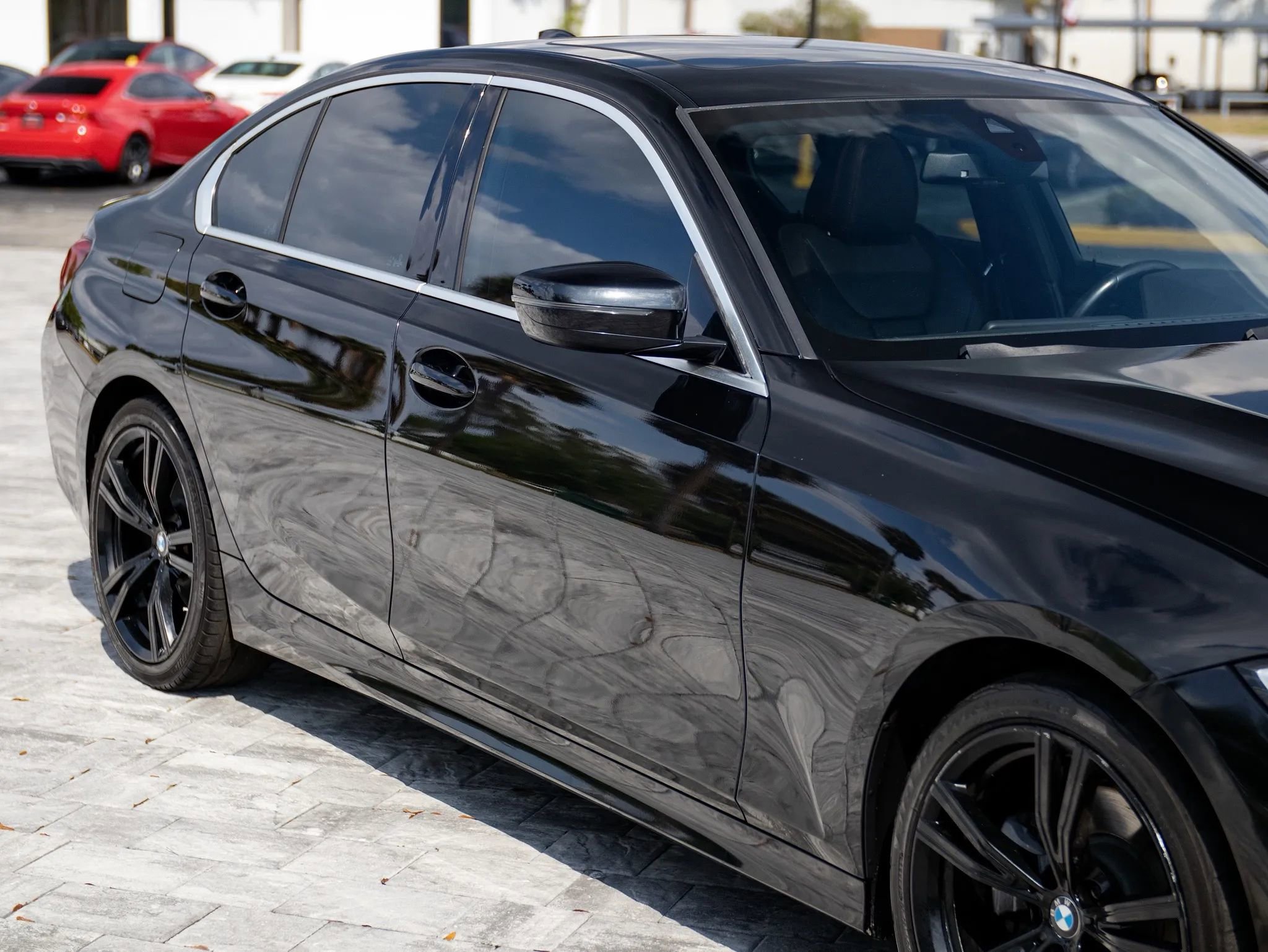 Used 2019 BMW 330i Sedan w/ Convenience Package RWD image 3