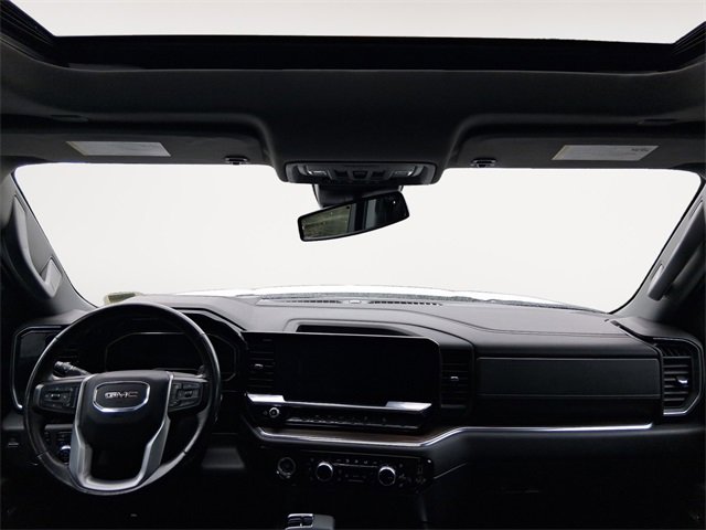 Used 2023 GMC Sierra 1500 SLT image 11