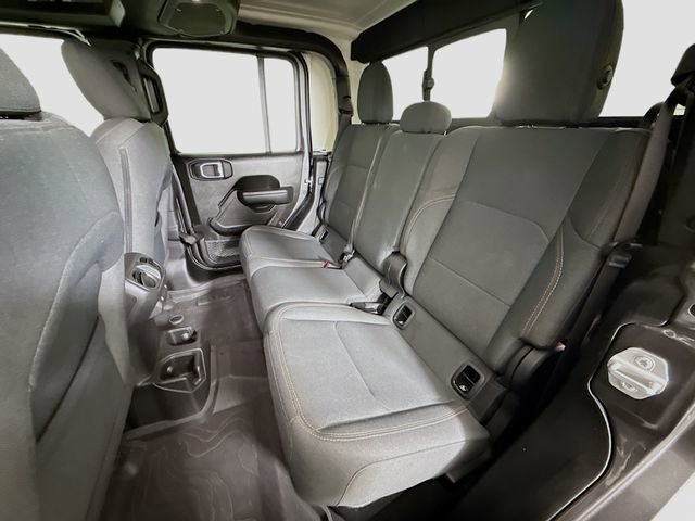 Used 2024 Jeep Gladiator Willys image 22