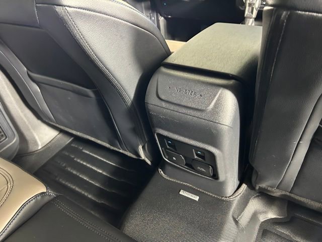 Used 2023 Ford Bronco Wildtrak image 12