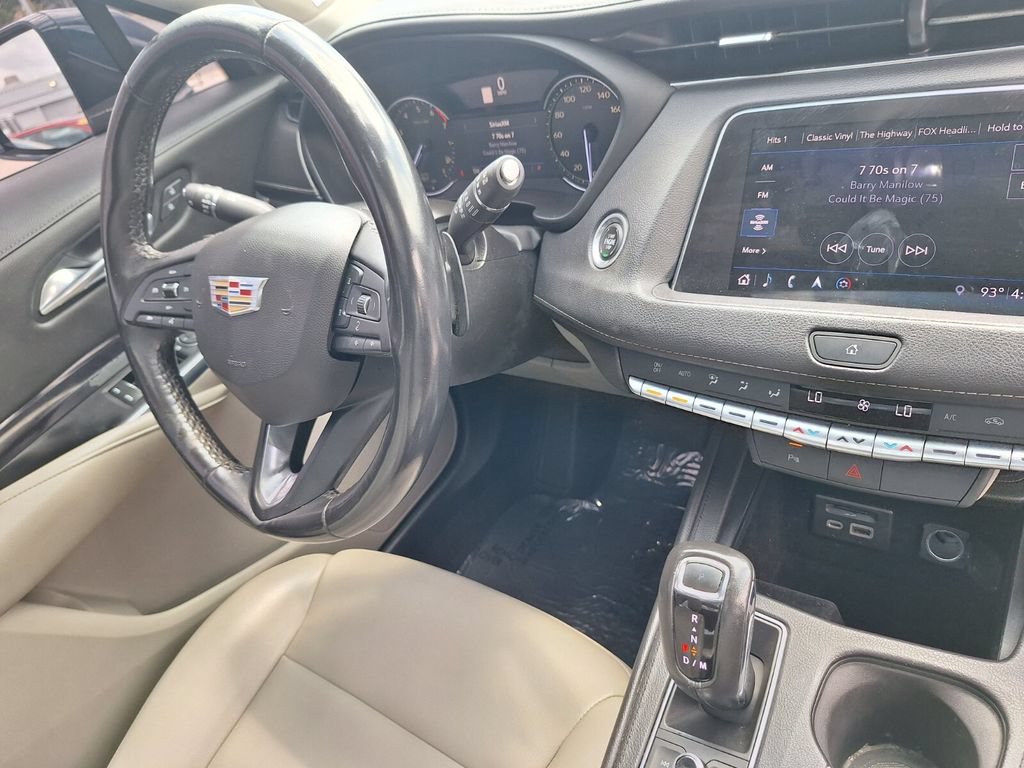 Used 2019 Cadillac XT4 Luxury FWD image 32