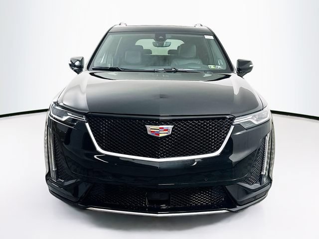 New 2025 Cadillac XT6 Sport w/ Technology Package AWD/4WD image 2