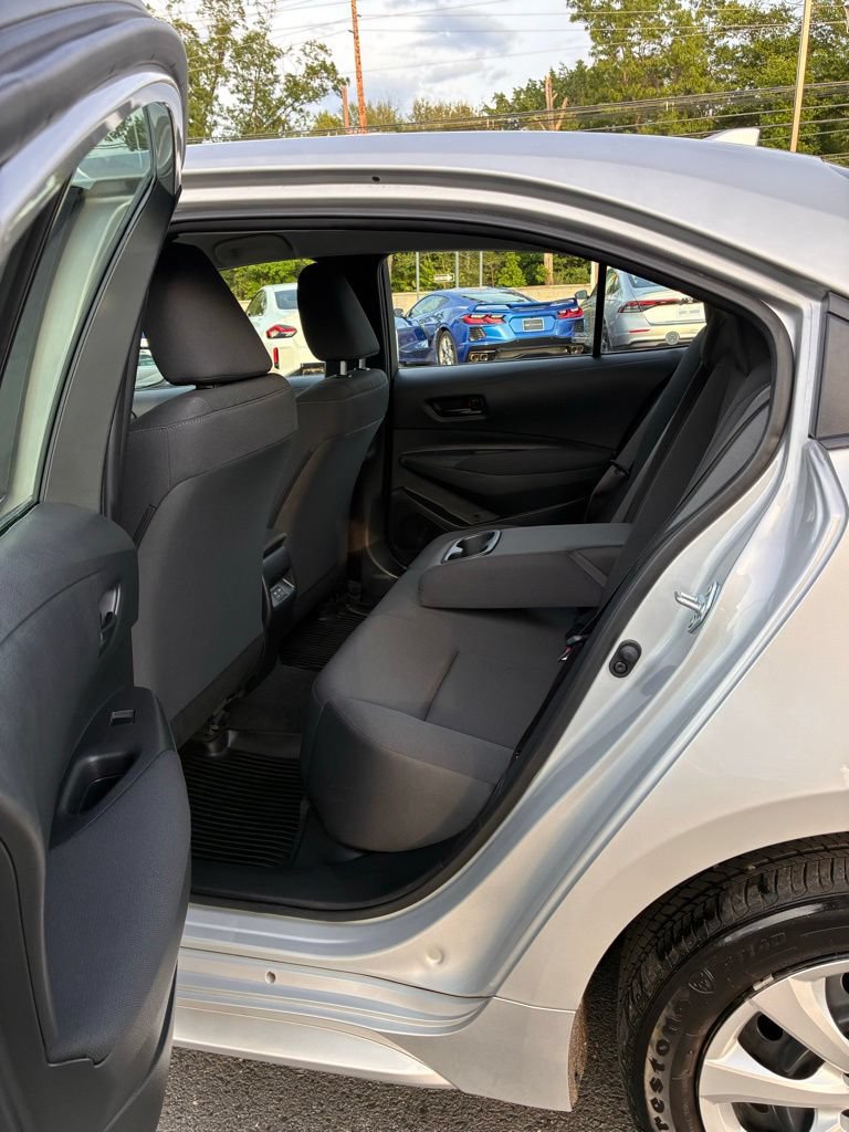 Used 2024 Toyota Corolla LE FWD image 20