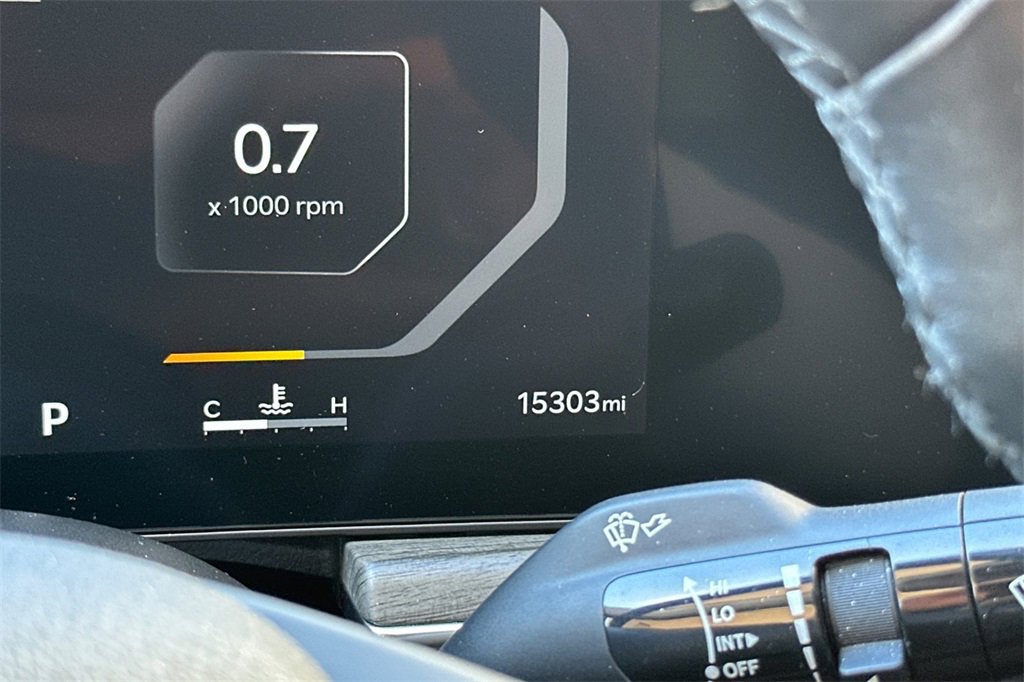 Used 2025 Kia K5 EX image 30