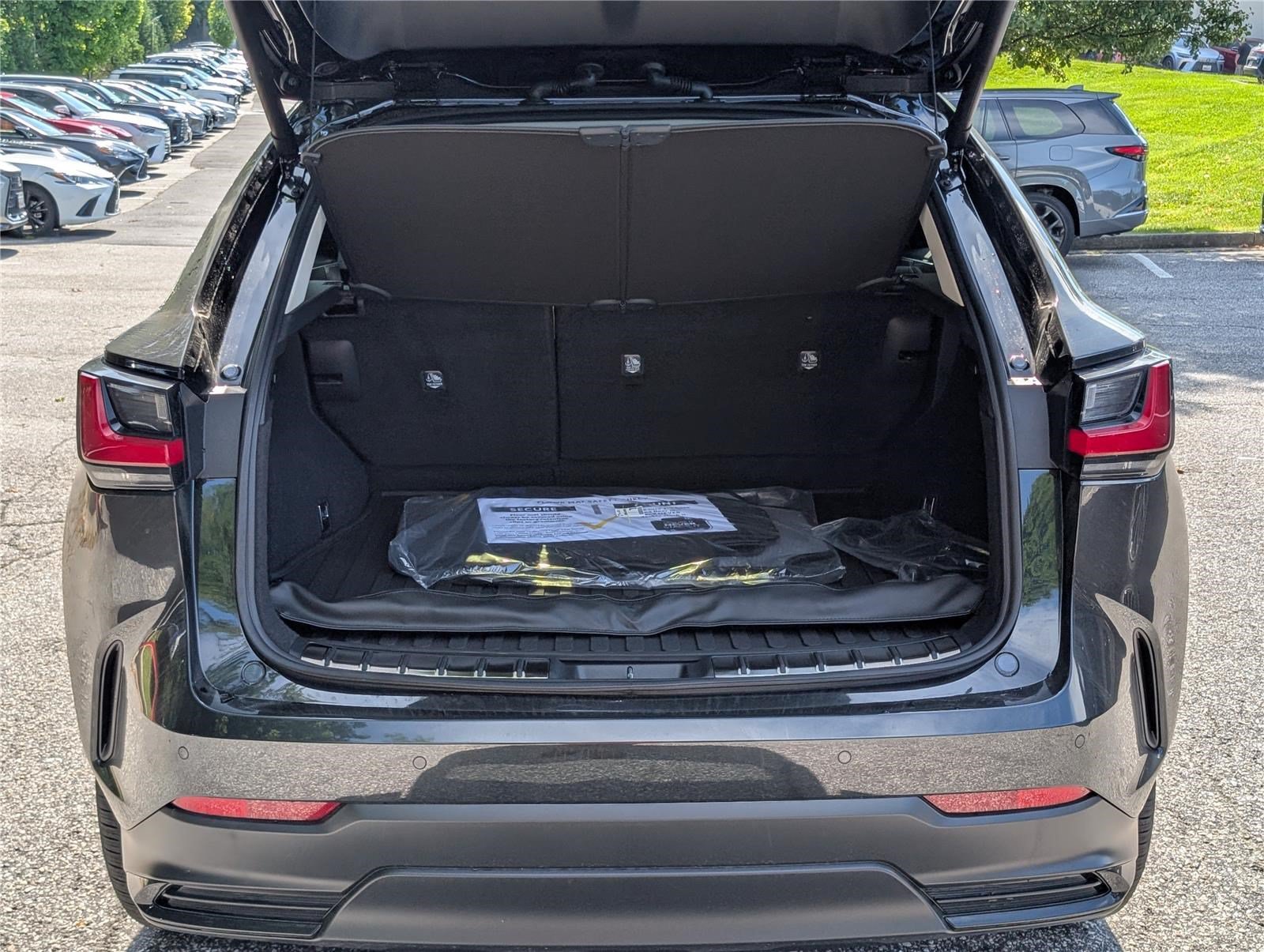 New 2026 Lexus NX 350 AWD w/ Accessory Package (2T) image 9