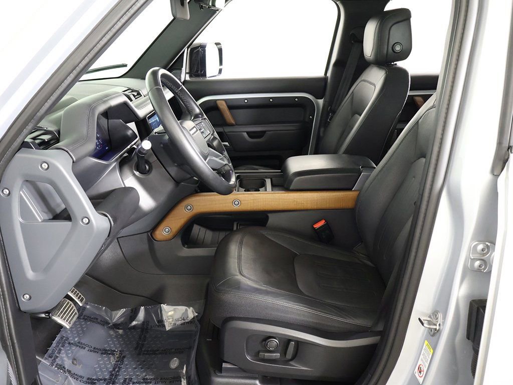 Used 2020 Land Rover Defender 110 X image 35