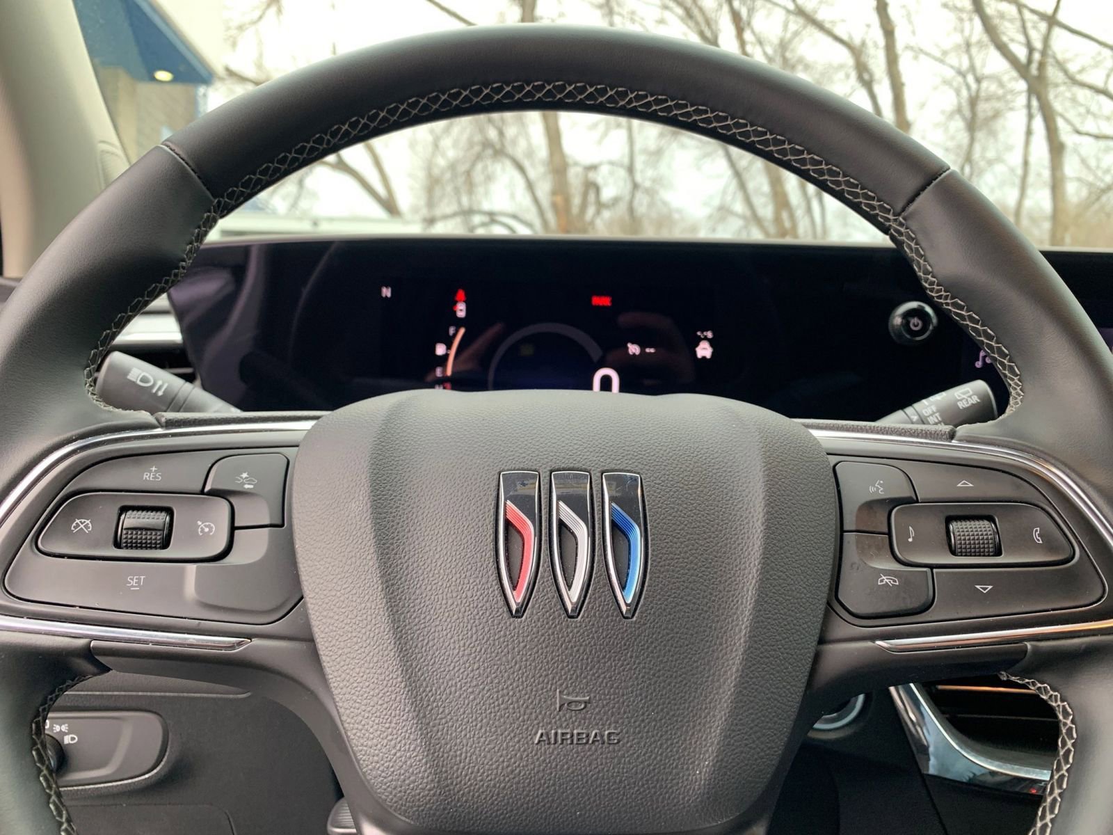 Used 2025 Buick Encore GX Preferred image 25