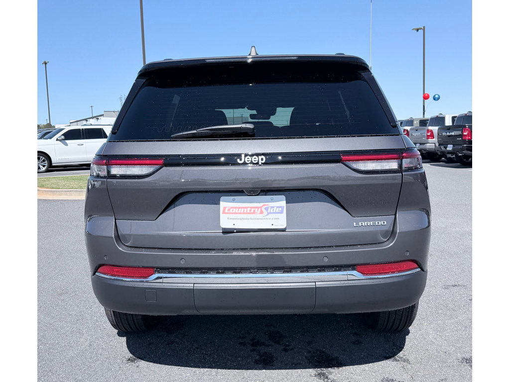 New 2026 Jeep Grand Cherokee Laredo X RWD image 8