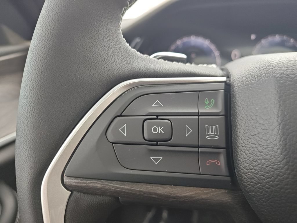 Used 2026 Jeep Grand Cherokee Limited AWD/4WD image 26