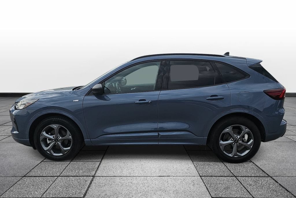 Used 2024 Ford Escape ST-Line w/ Tech Pack #1 FWD image 8