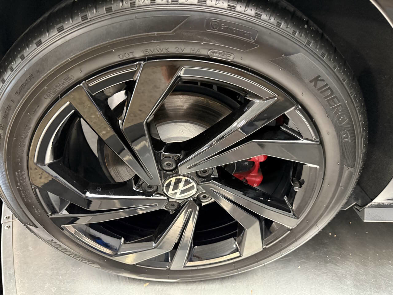 Used 2024 Volkswagen Jetta GLI Autobahn w/ GLI Black Package image 31