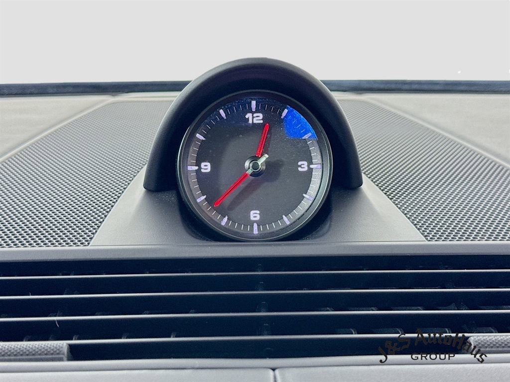 Used 2022 Porsche Panamera 4 Platinum Edition image 41