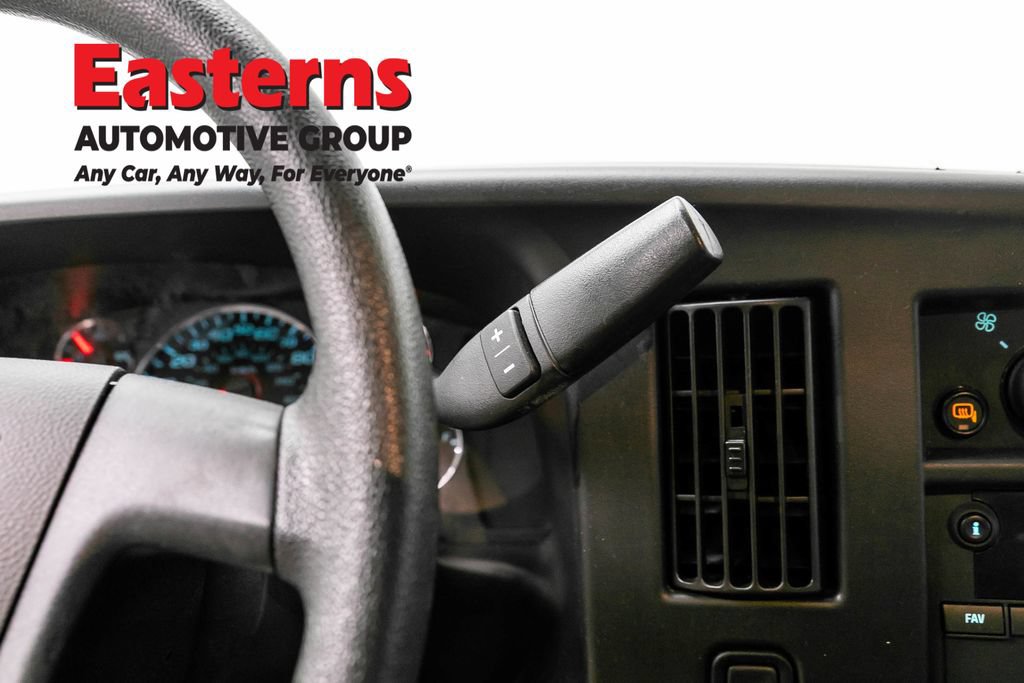 Used 2021 Chevrolet Express 2500 RWD image 12