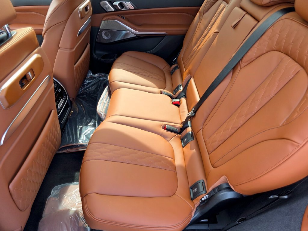 New 2027 BMW X7 M60i AWD/4WD image 12