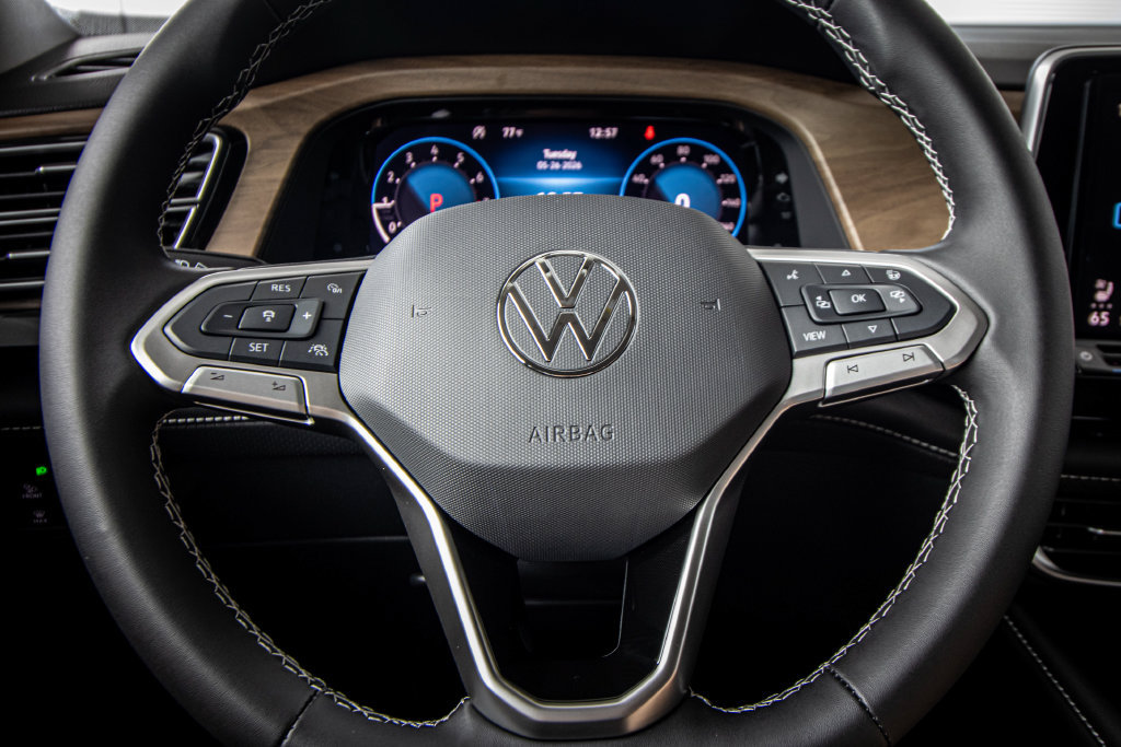 New 2026 Volkswagen Atlas SE FWD image 36