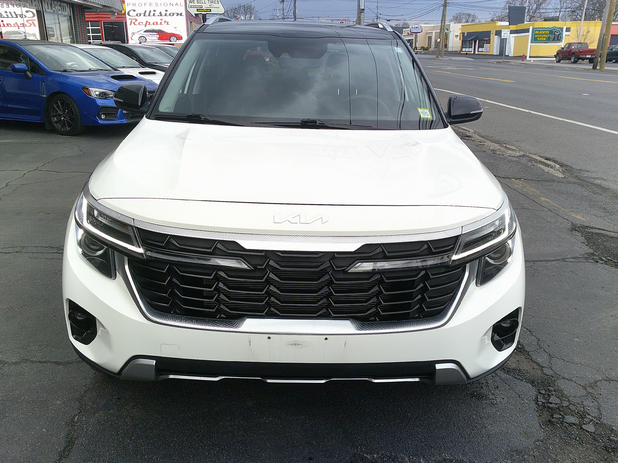 Used 2025 Kia Seltos S AWD/4WD image 10