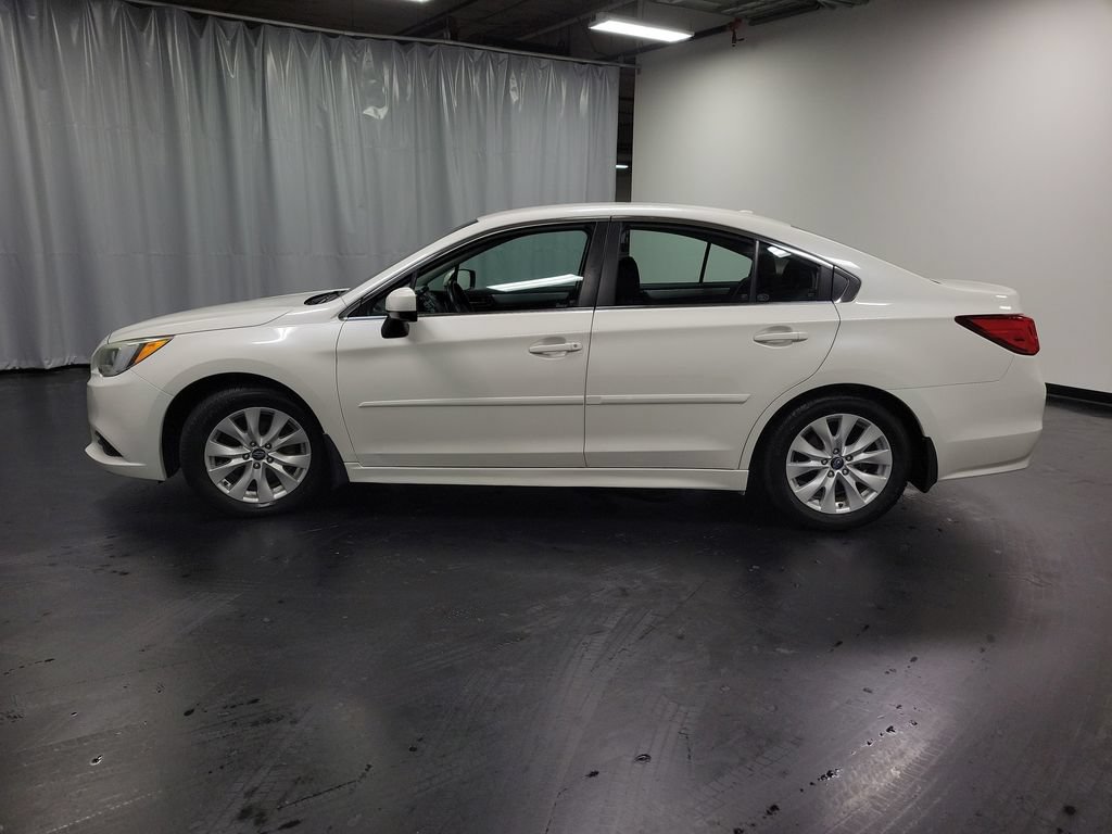 Used 2015 Subaru Legacy 2.5i Premium w/ Popular Package #1 AWD/4WD image 6
