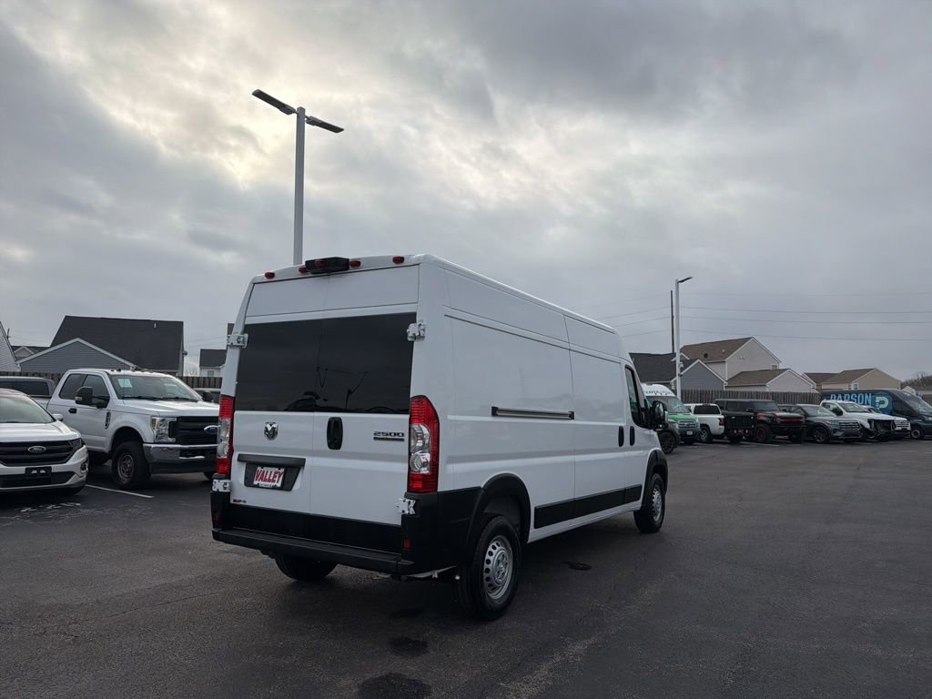 Used 2024 RAM ProMaster 2500 image 7