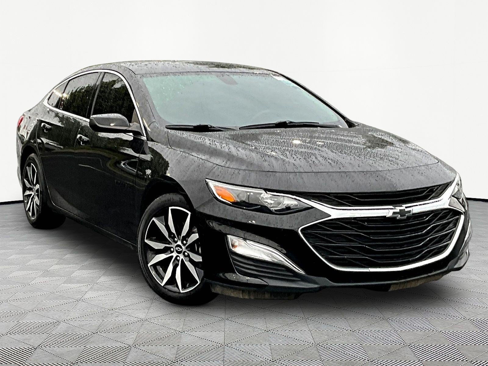 Used 2020 Chevrolet Malibu RS FWD image 3
