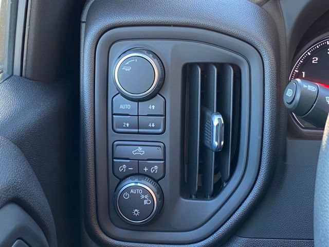 Used 2023 Chevrolet Silverado 1500 Custom Trail Boss AWD/4WD image 20