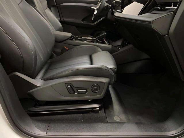 Used 2025 Audi Q6 e-tron Premium Plus w/ Premium Plus AWD/4WD image 67