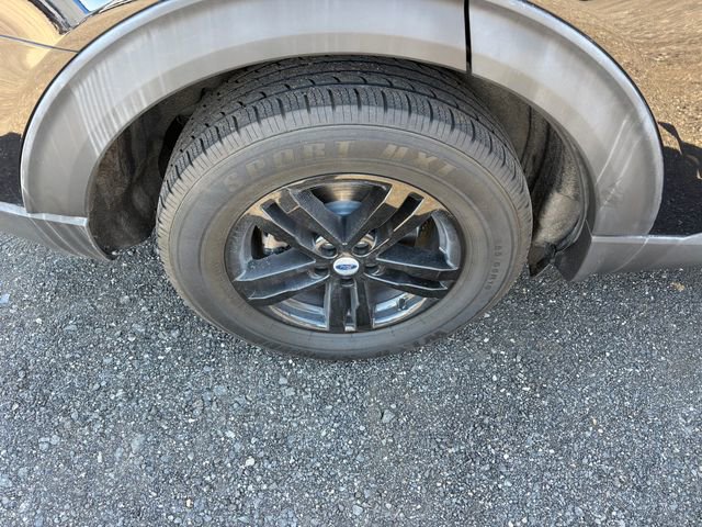 Used 2021 Ford Explorer XLT image 22