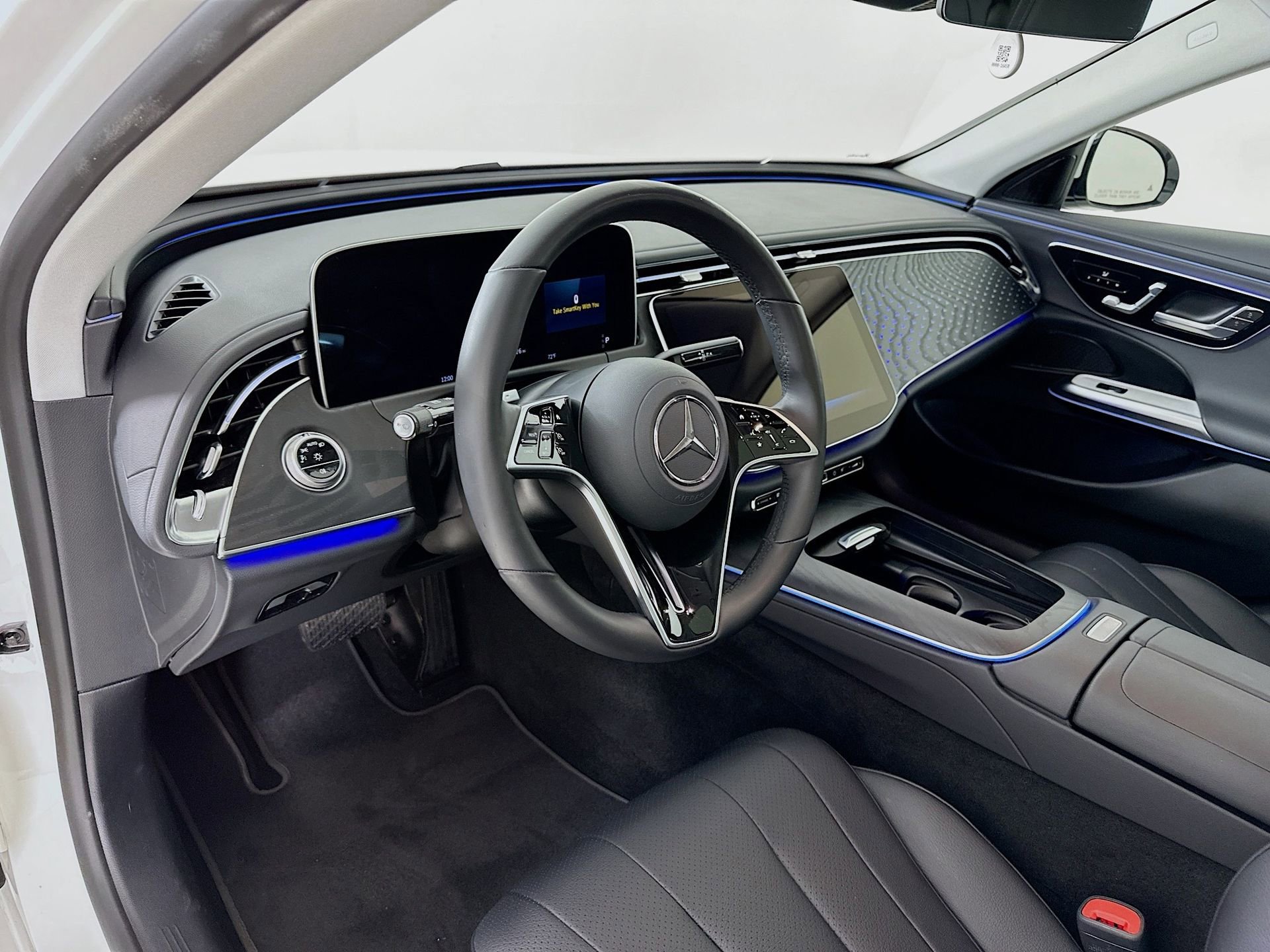 Used 2025 Mercedes-Benz E 350 Sedan image 10