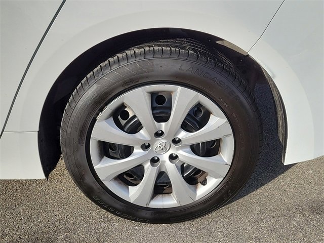 Used 2024 Toyota Corolla LE image 7