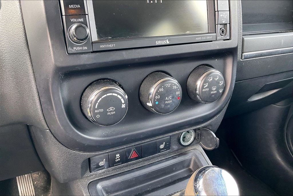 Used 2014 Jeep Patriot Limited w/ Sun/Sound Group image 16