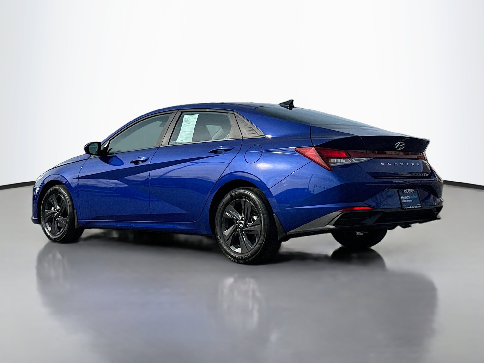 Certified 2023 Hyundai Elantra SEL image 13