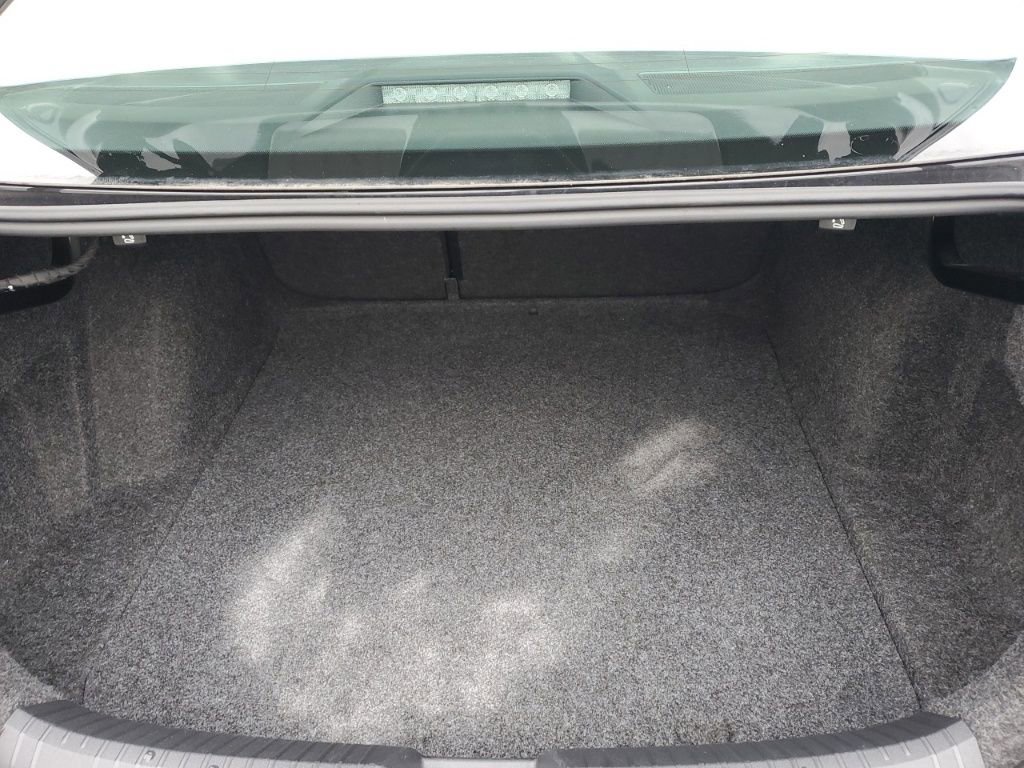 Used 2024 Volkswagen Jetta SE image 28