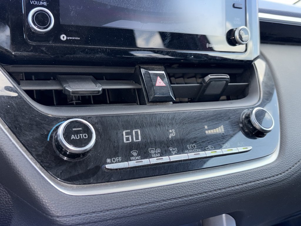 Used 2022 Toyota Corolla Cross LE FWD image 5